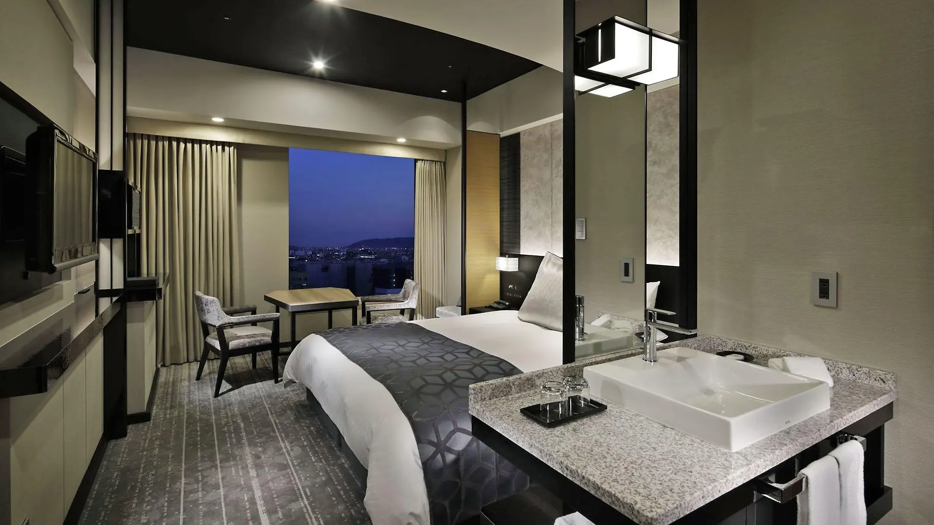 *****  Hotel Granvia Kjóto Japonsko